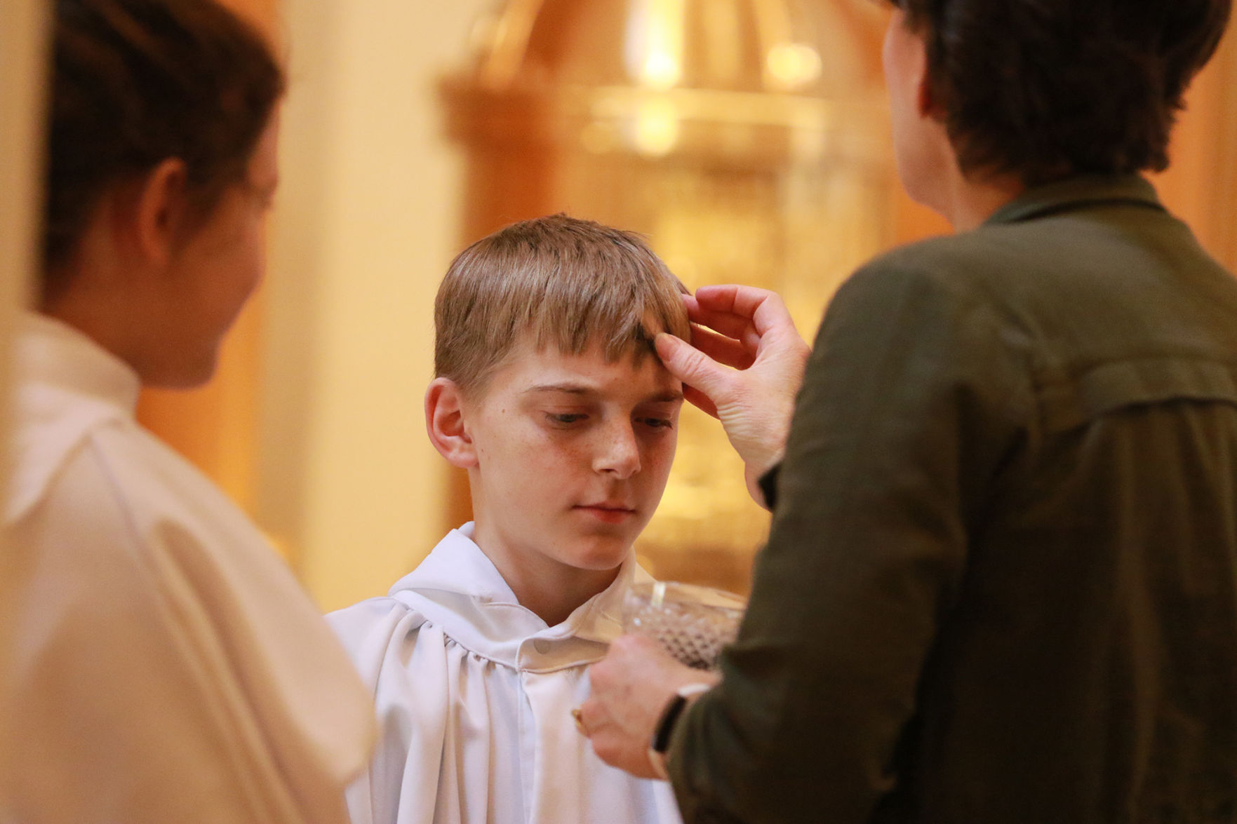 PHOTOS- Ash Wednesday noon service St. Agnes 20200226814.jpg